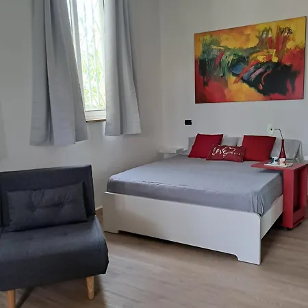 度假居 Torre Del Sole 巴里