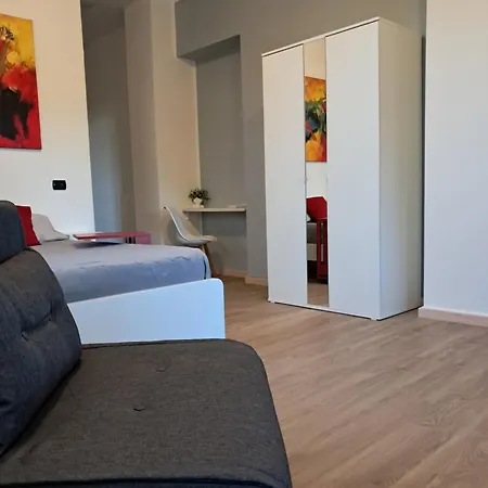 Torre Del Sole * 巴里